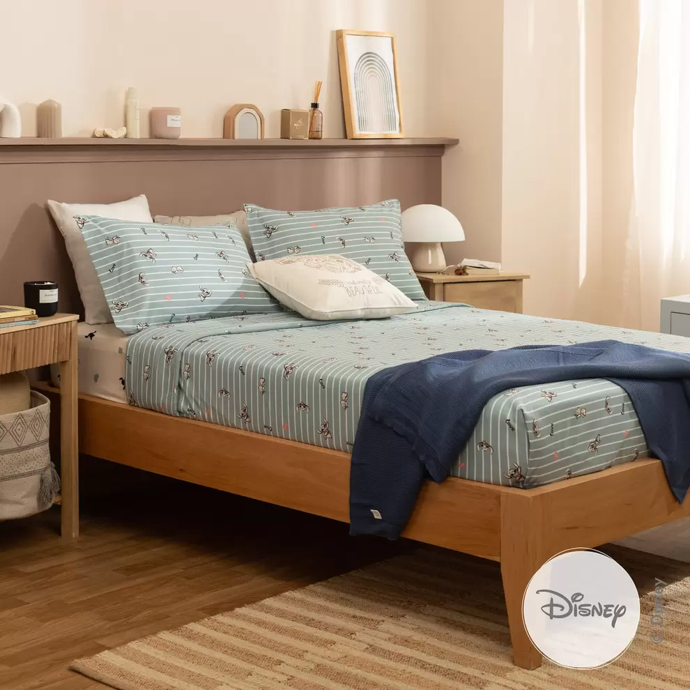 Oferta de Juego de Sábanas Queen Size Raya Amor Stich por $39990 en Arredo