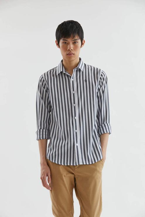 Oferta de Ls Wide Stripe Shirt por $110500 en Penguin