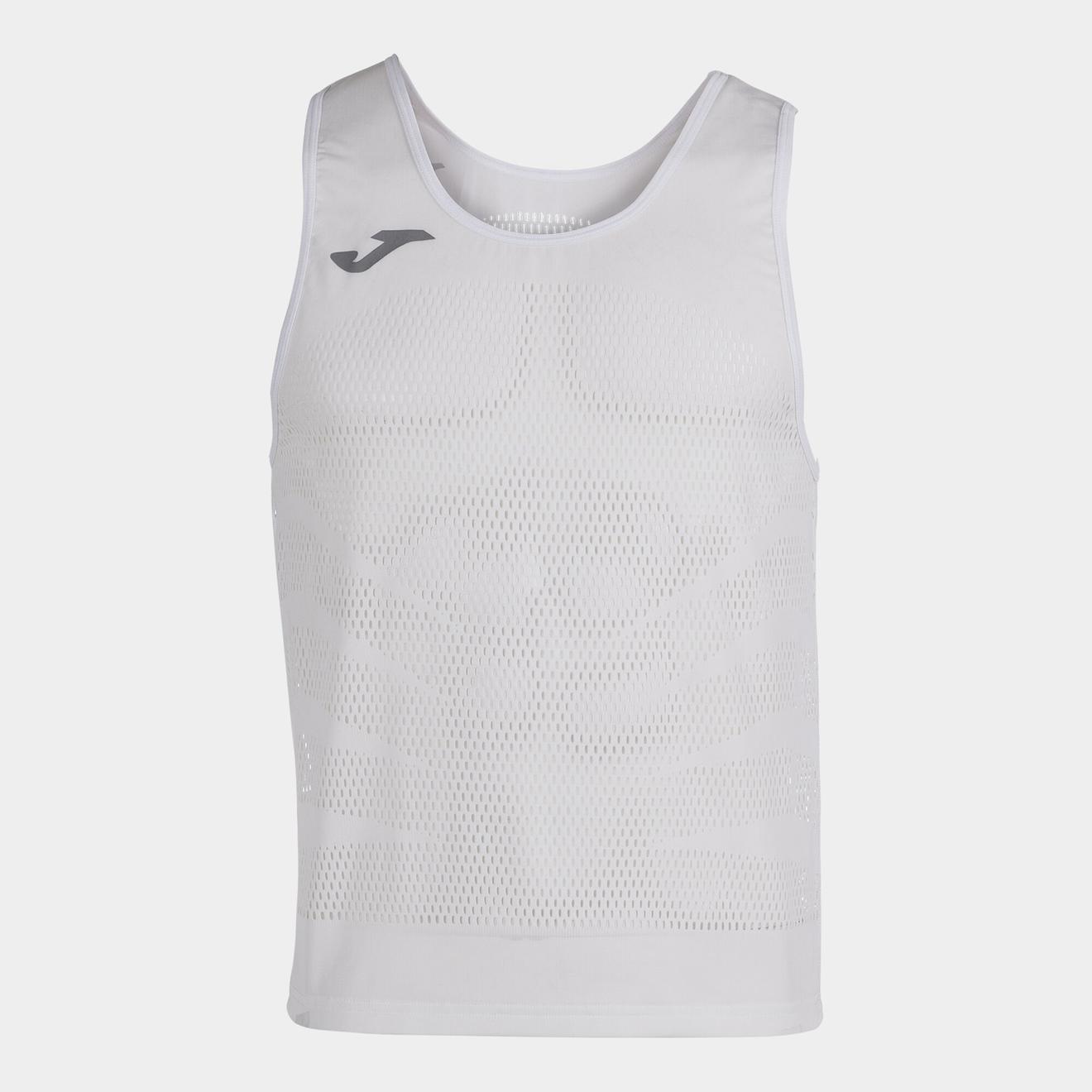 Oferta de Camiseta tirantes hombre Marathon blanco por $12,29 en Joma