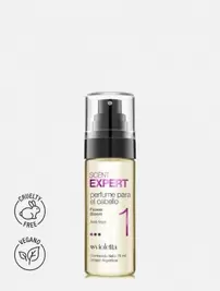 Oferta de Perfume para el cabello Flower Bloom Scent Expert por $7519,99 en Violetta Fabiani