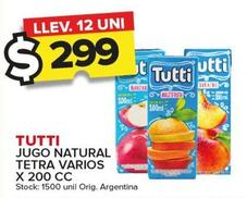 Oferta de Tutti - Jugo Natural Tetra Varios por $299 en Carrefour Maxi