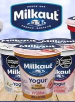 Oferta de Milkaut - Yogur Cremoso Sabor Natural/Ent Frutilla/Ent Vanilla Pote X 180/190 GRS  en Carrefour Maxi