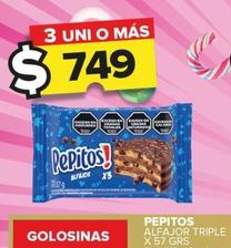 Oferta de Pepitos - Alfajor Triple  por $749 en Carrefour Maxi